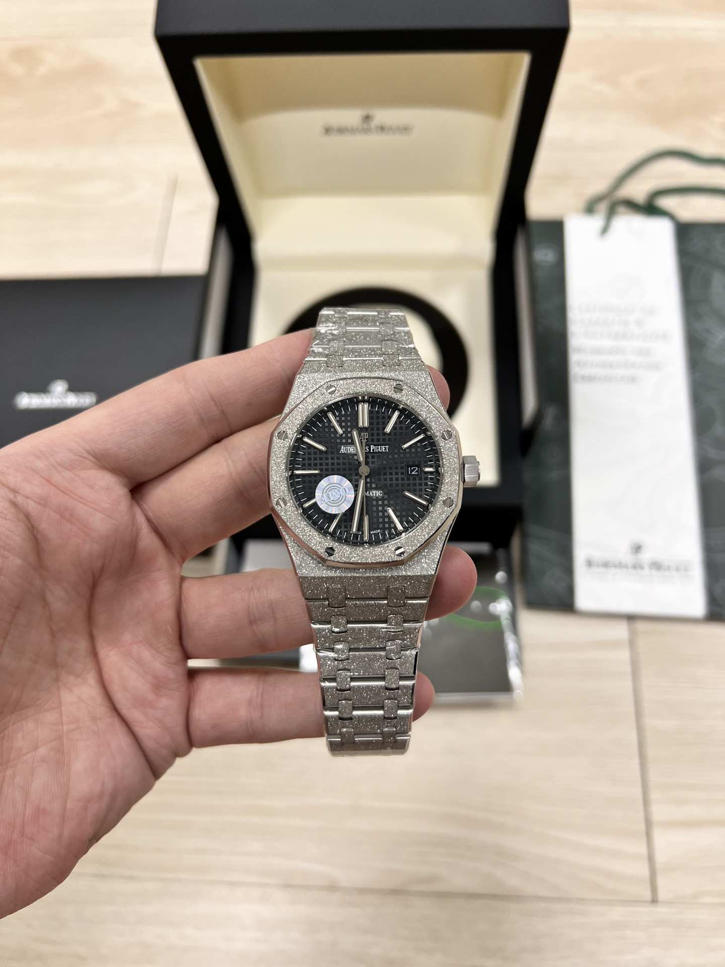 Audemars Piguet Royal Oak Frosted Gold (15454BC.GG.1259BC.01)