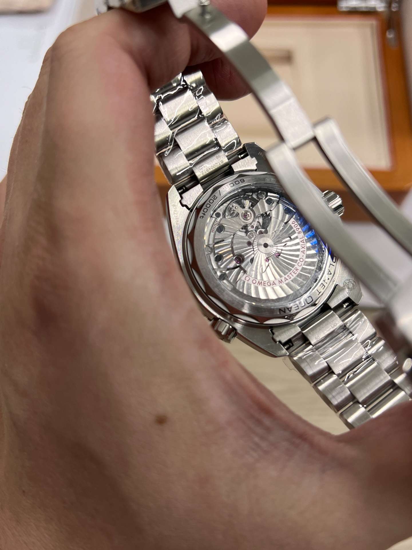 Omega Seamaster Planet Ocean GMT Deep Black (215.30.44.22.01.001 – Black Ceramic GMT Configuration)  VS Factory - Thumbnail 3