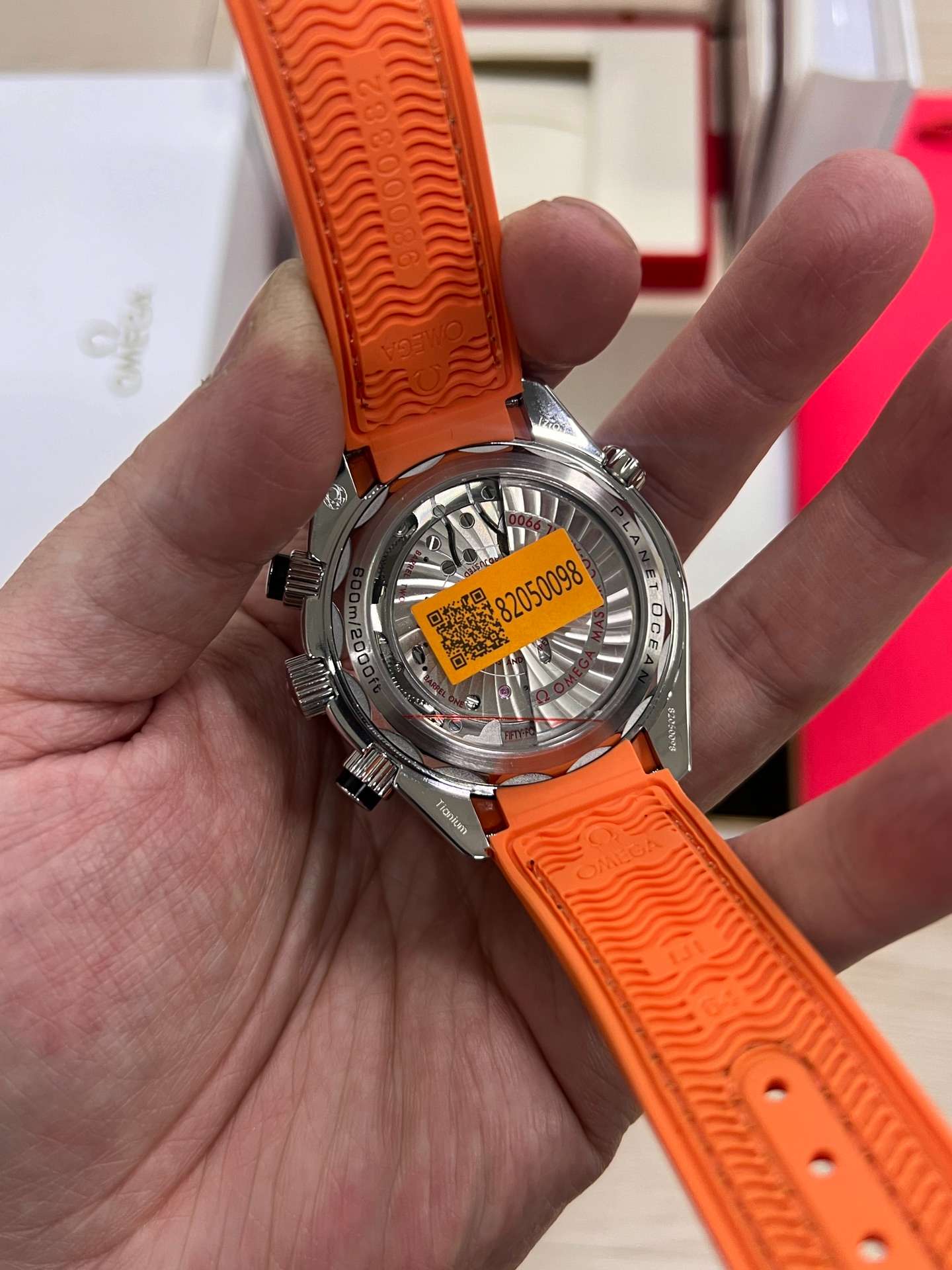 Omega Seamaster Planet Ocean 600M (215.32.46.51.01.001 – Black Ceramic Orange Accent Configuration)  VS Factory - Thumbnail 5