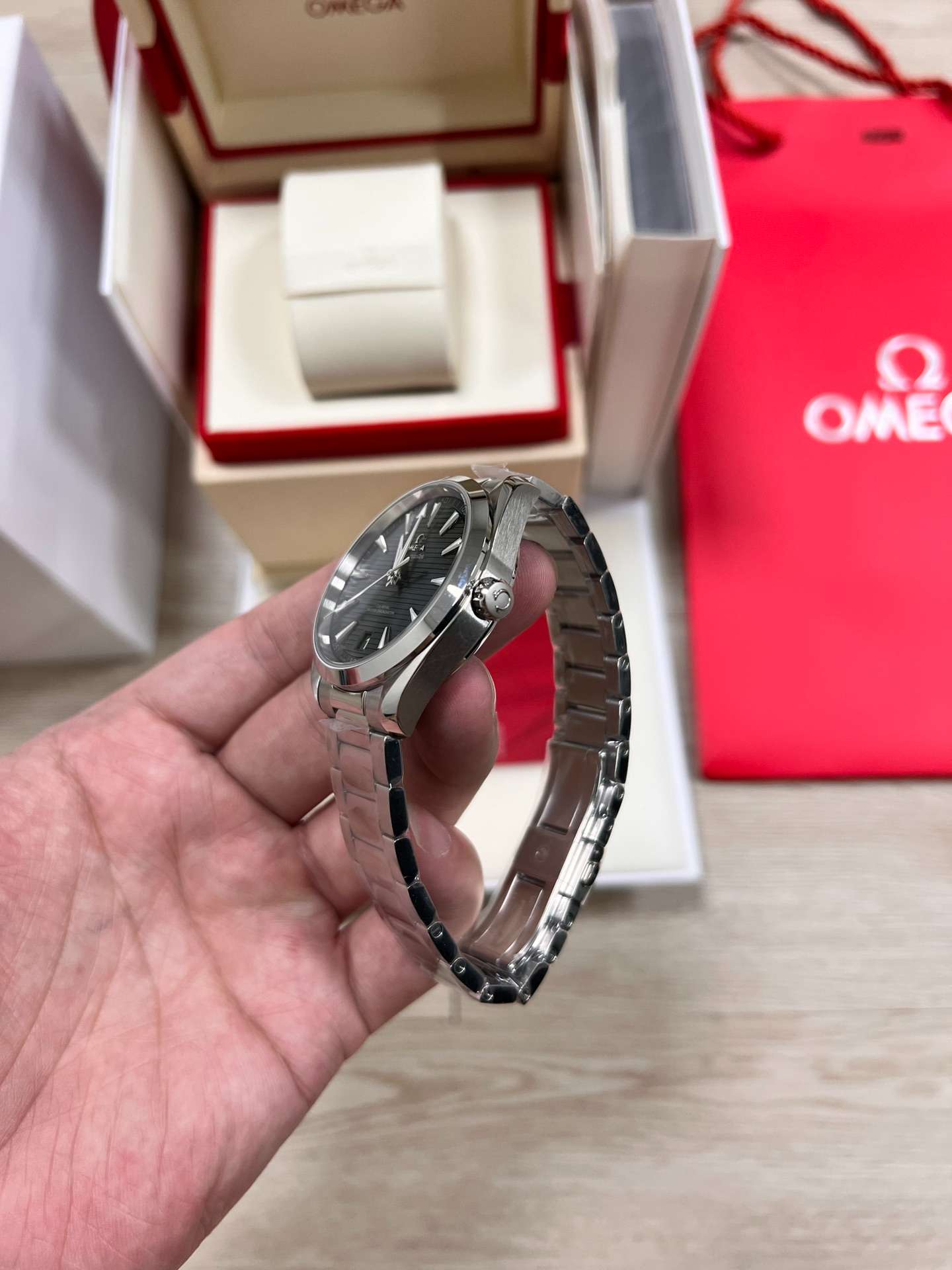 Omega Seamaster Aqua Terra 150M (220.10.38.20.10.003 – Green Teak Date Configuration)  VS Factory - Thumbnail 2