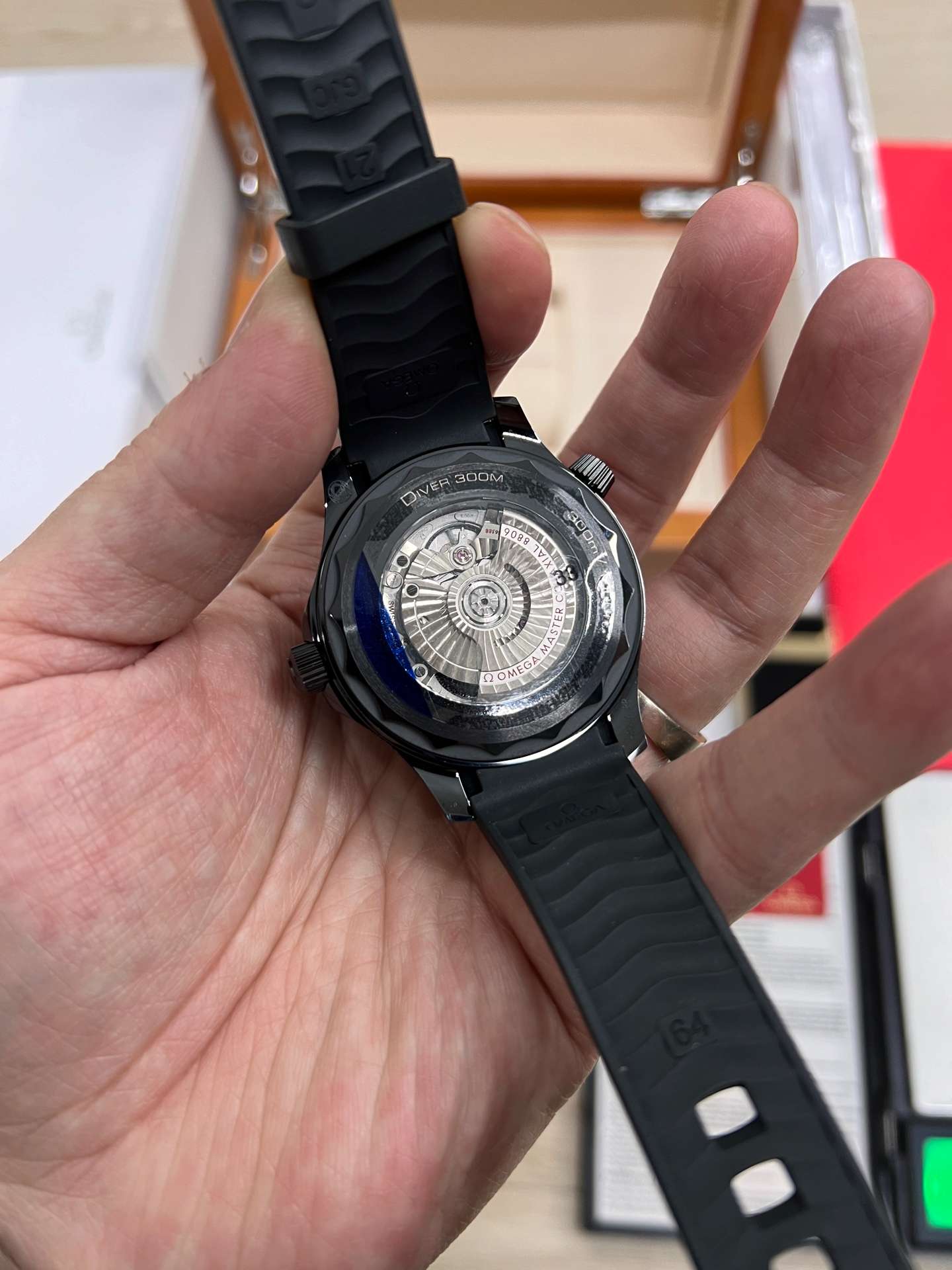 Omega Seamaster Diver 300M Black Black (210.92.44.20.01.003 – Black Ceramic Configuration)   VS Factory - Thumbnail 3