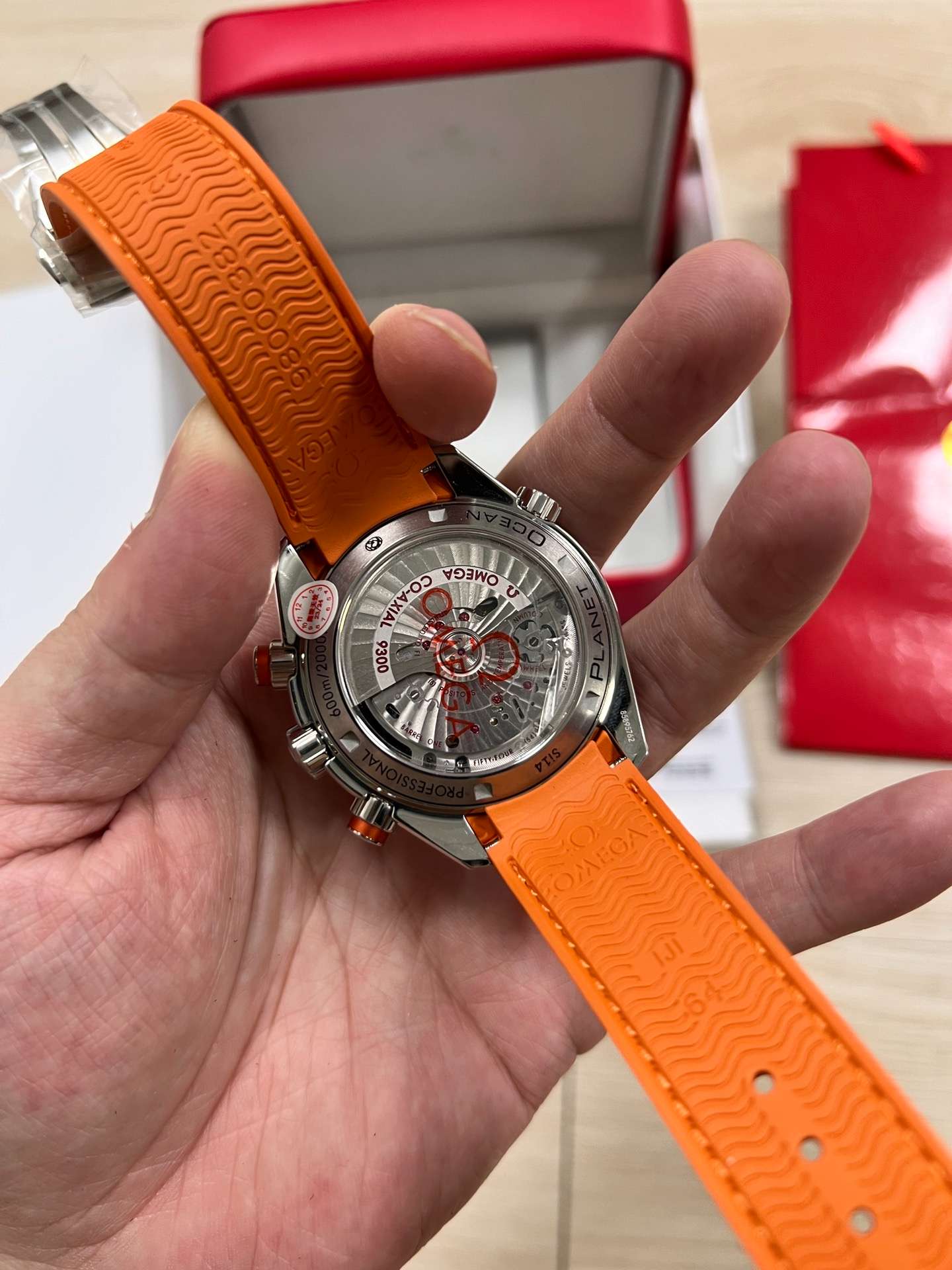 Omega Seamaster Planet Ocean 600M (232.32.46.51.01.001 – Black Ceramic Orange GMT Configuration)  VVS Factory - Thumbnail 4