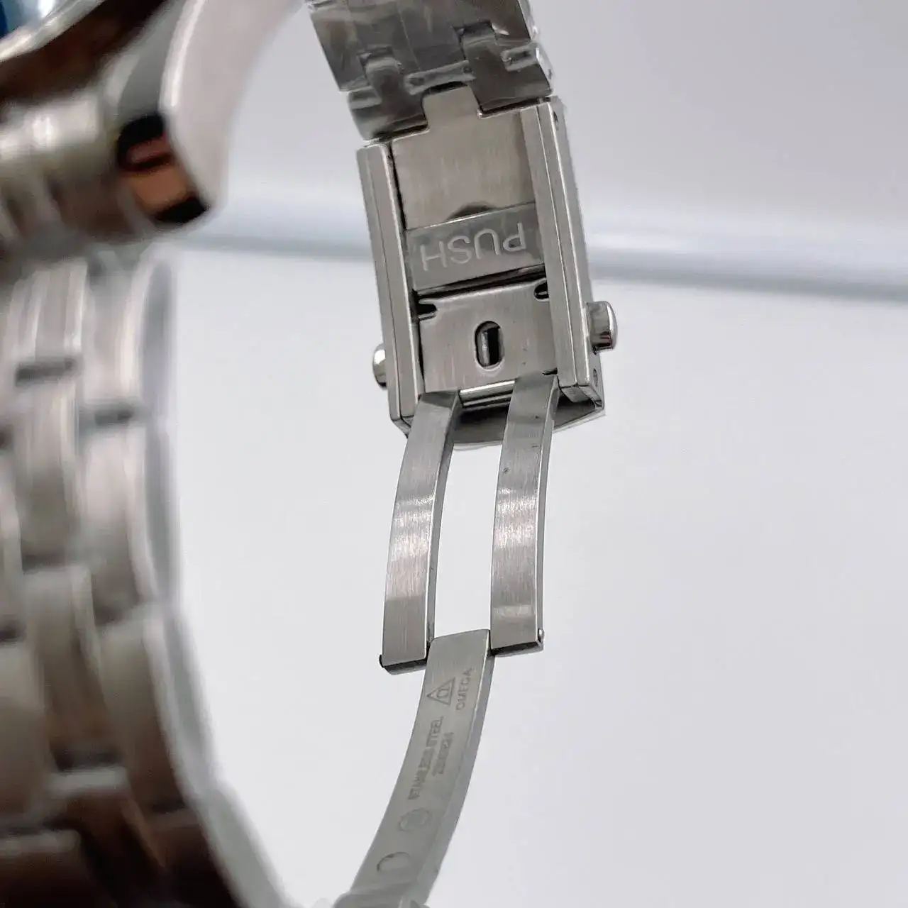 Omega Seamaster Diver 300M (210.30.42.20.03.003 – Blue Dial)  U1 Factory - Thumbnail 3