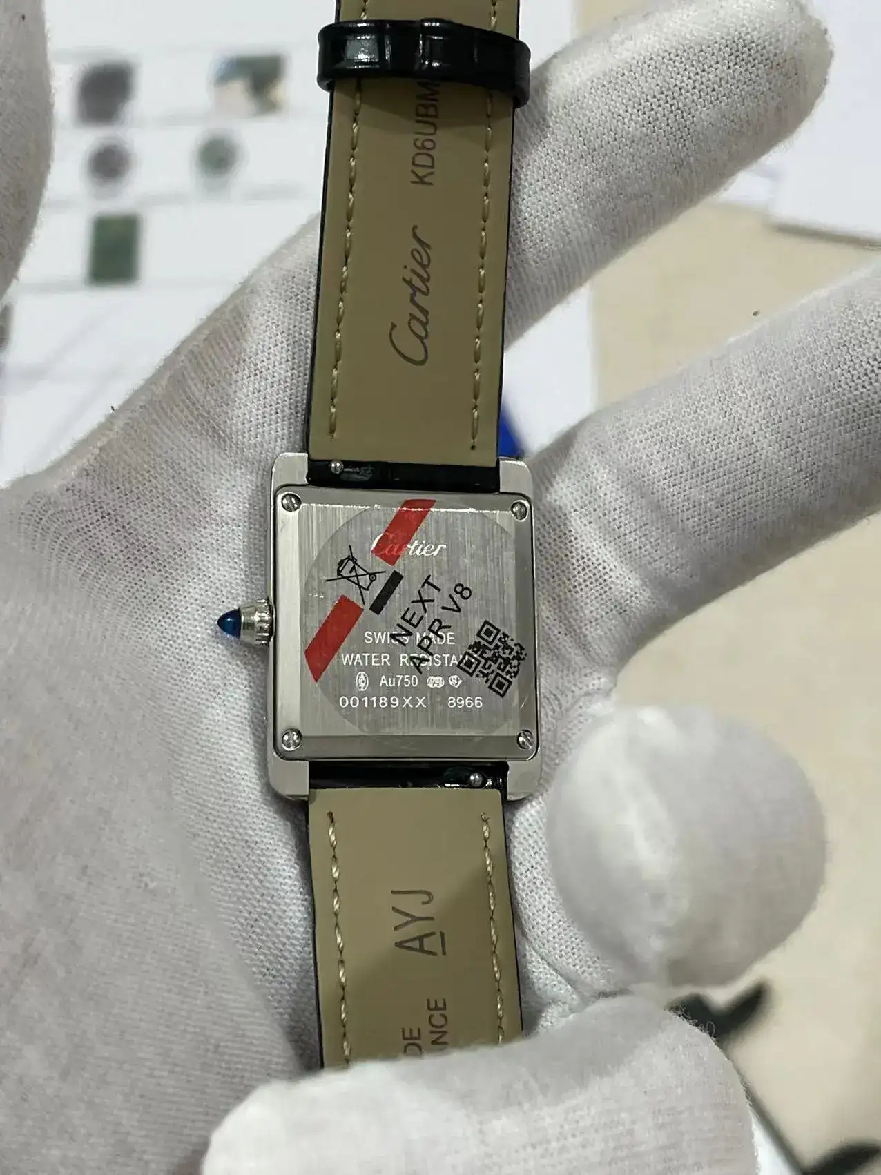 Cartier Tank Must (33.7 × 25.5 mm) Euro Grade - Thumbnail 2
