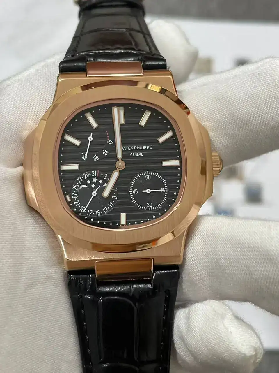 Patek Philippe Nautilus (5712R-001 – Rose Gold) Euro Grade